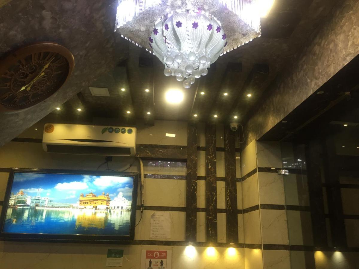 Fabhotel Dm Residency Amritsar Exterior photo