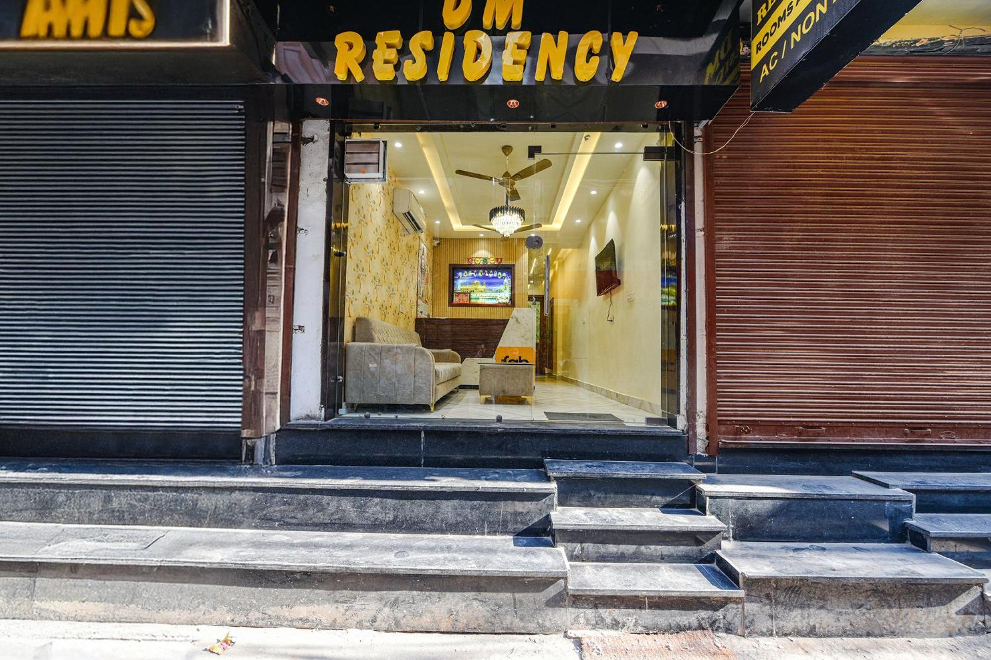 Fabhotel Dm Residency Amritsar Exterior photo